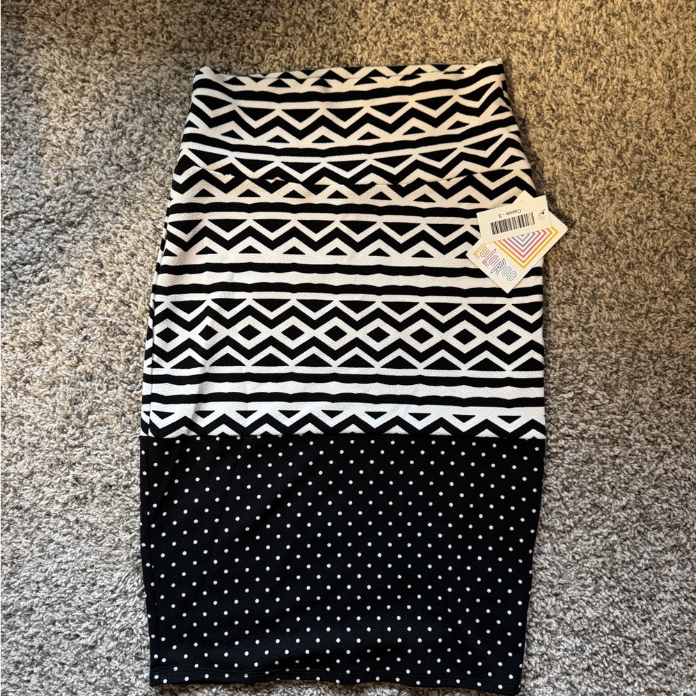 Black and White Patterned Women's Skirt